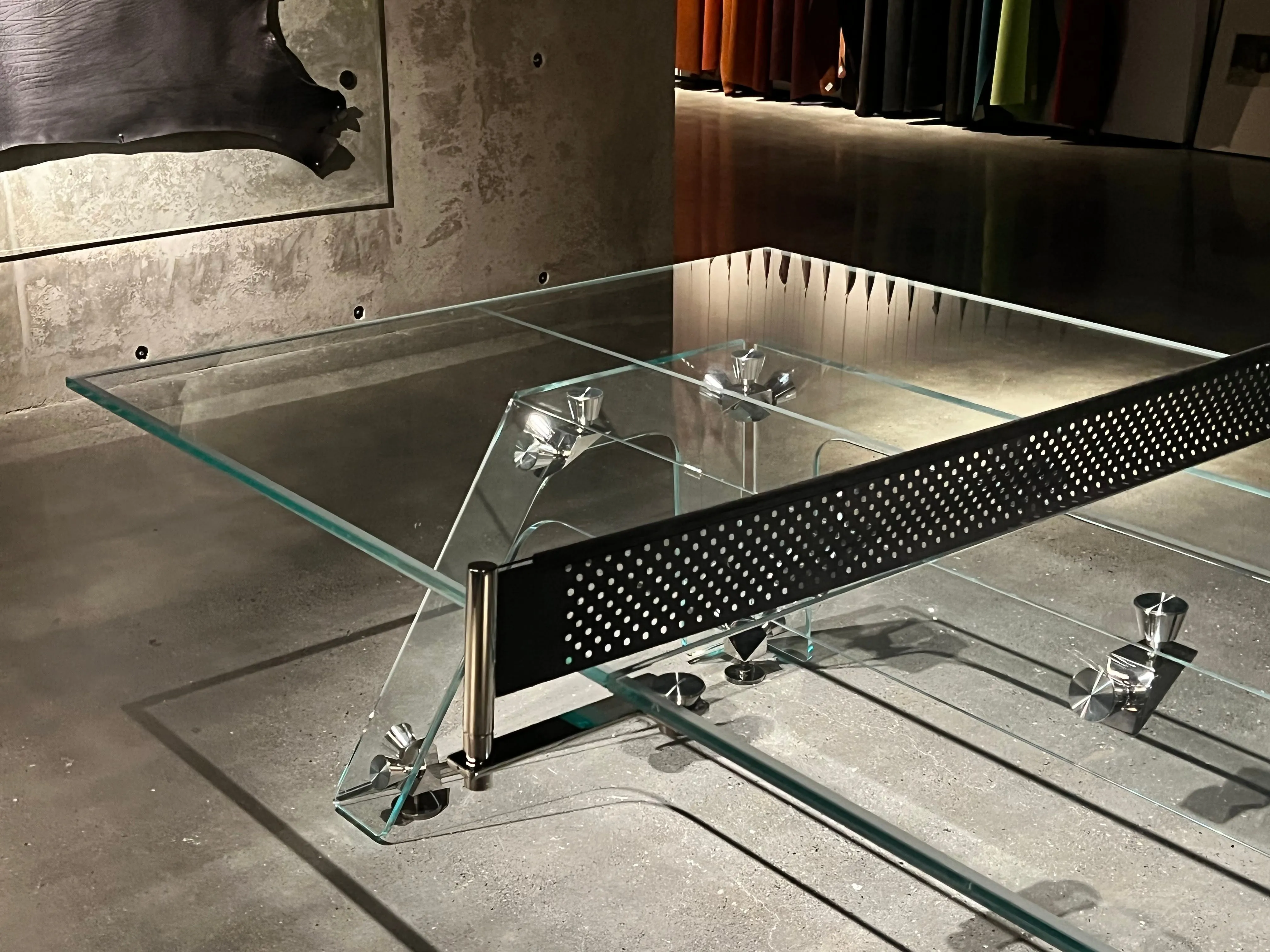 All-glass table tennis table, suitable for indoor and outdoor