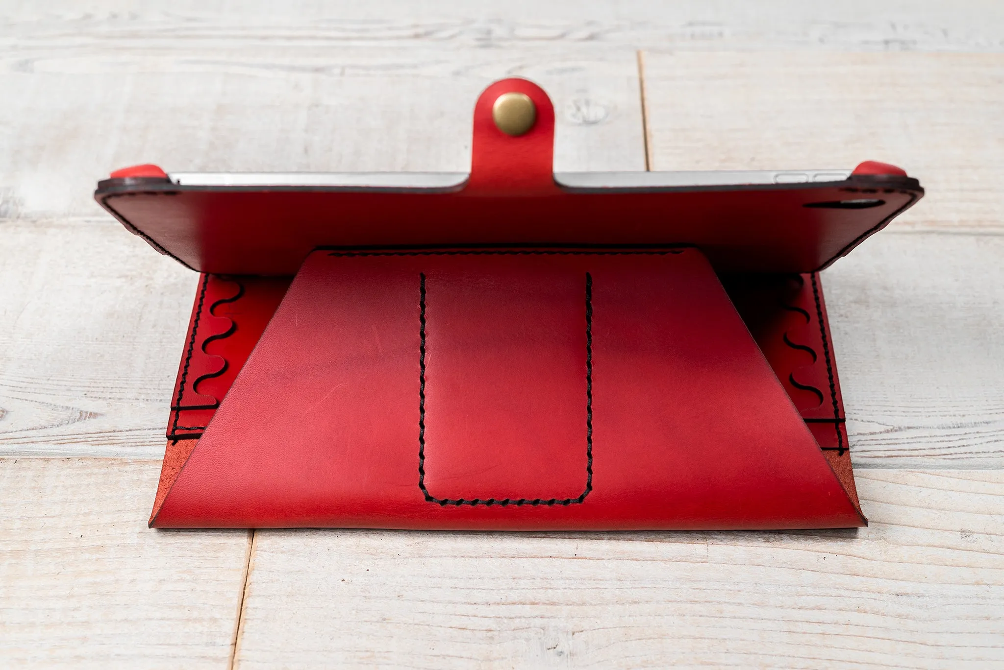 iPad Pro 11 2018 Leather Tablet Case Stand | Red