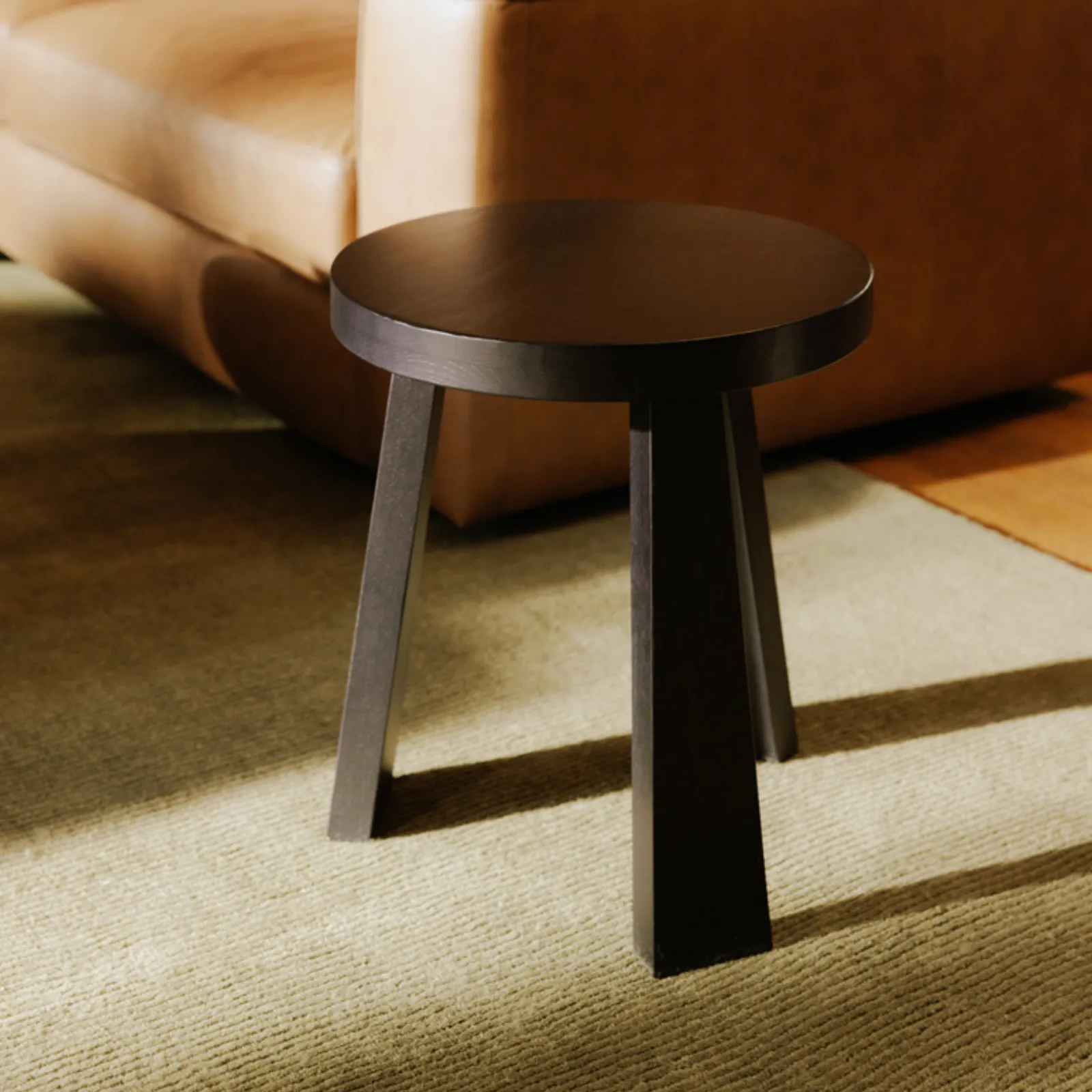 Lindy Accent Stool