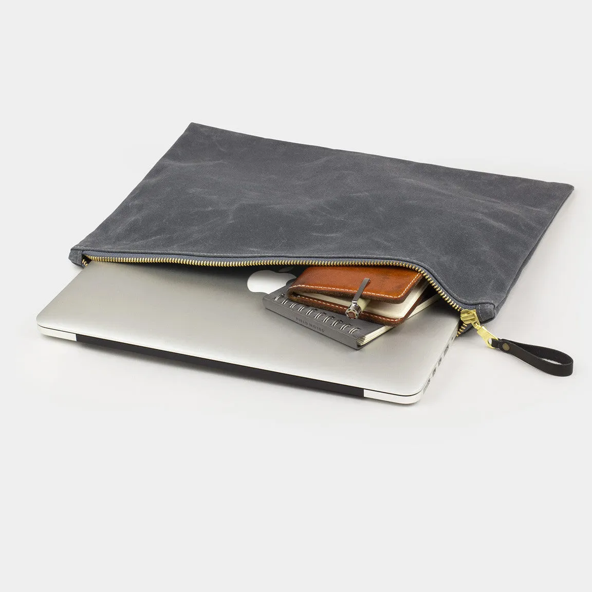 Waxed Canvas Zip Folio